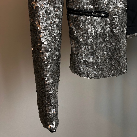 Silver sequin party jacket - Picture 4 of 9
